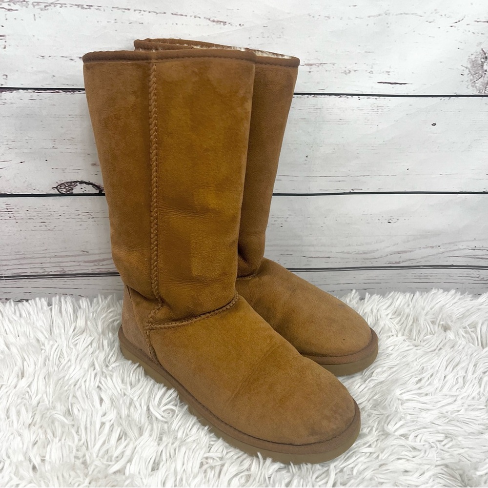 UGG Classic Tall Chestnut Shearling Boots Size 9 - Picture 14 of 16